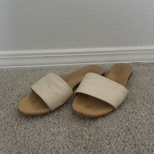 leather nisolo flats